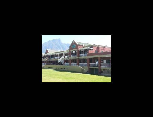 206M² OFFICE TO LET IN CLAREMONT